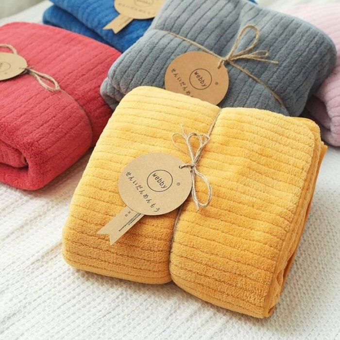 Luxurious Coral Fleece Bath Towel - Image 1