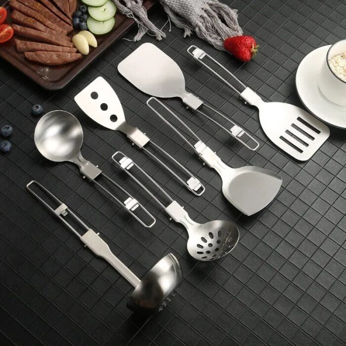 Compact Stainless Steel Folding Spatula for Outdoor Cooking and Camping - Image 1