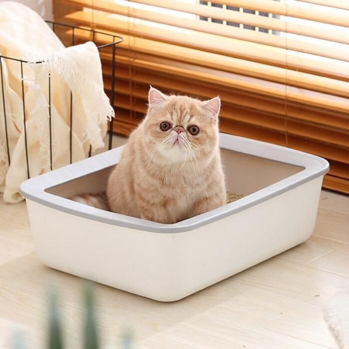 Large Capacity Semi-Enclosed Cat Litter Box - Image 1