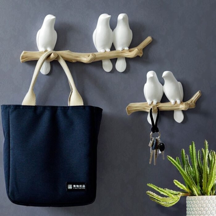 Charming Resin Bird Wall Hanger - Decorative Key, Towel, and Clothes Hook - Image 1