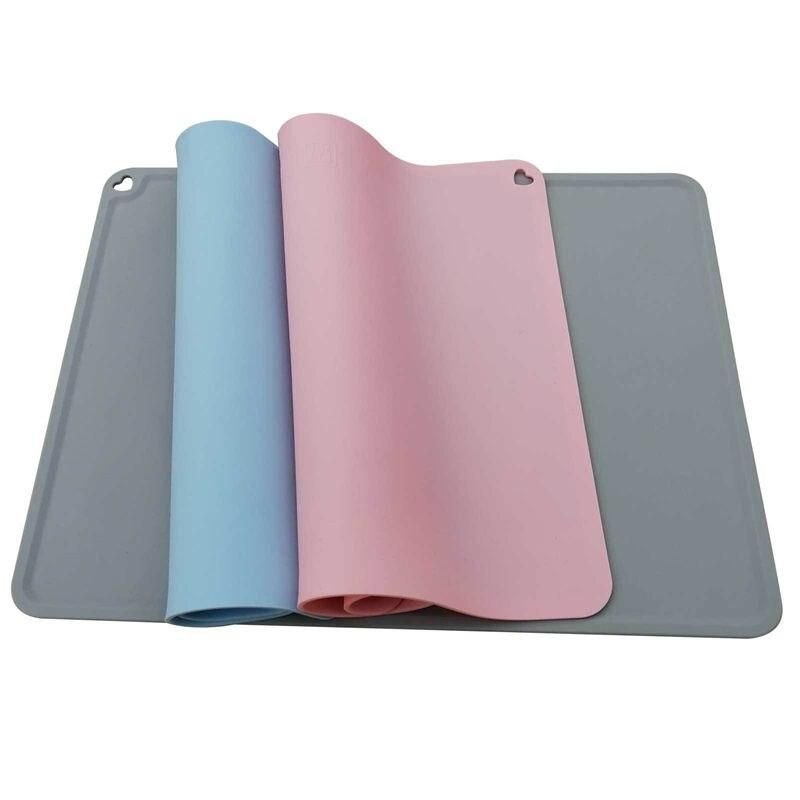 66664-600654.jpeg Premium Waterproof Non-Slip Silicone Pet Feeding Mat - Image 1