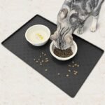 Multi-Size Silicone Pet Feeding Mat - Image 4