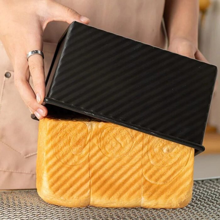 Versatile Non-Stick Carbon Steel Bread Loaf Baking Pan with Lid - Image 5
