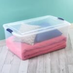 Stadium Blue 105 Qt Latch Box - Image 3