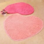 Heart-Shaped Chenille Floor Mat - Image 2