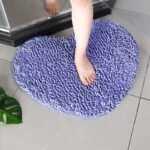 Heart-Shaped Chenille Floor Mat - Image 4