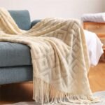 Luxurious Knitted Acrylic Sofa Blanket - Image 2