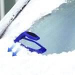 4-in-1 Quick Clean Windshield Ice & Snow Remover Tool - Image 4