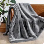 Ultra-Soft Luxurious - Cozy Warm Blanket - Image 6