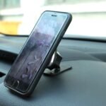 Magnetic Triangle Phone Mount - Image 4