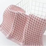 Luxurious 100% Cotton Waffle Plaid Face Towel for All Ages - Image 4