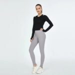 Women's Seamless Fitness Yoga Top - Image 6