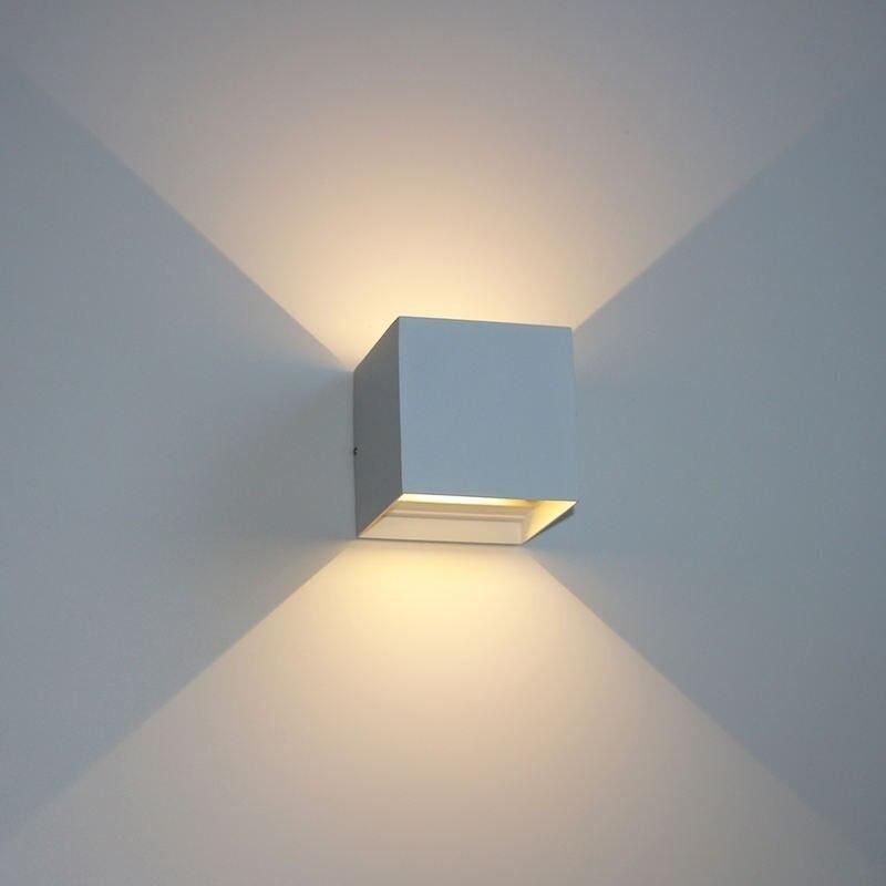 120602-abffcc.jpeg Modern LED Wall Lamp - Image 1